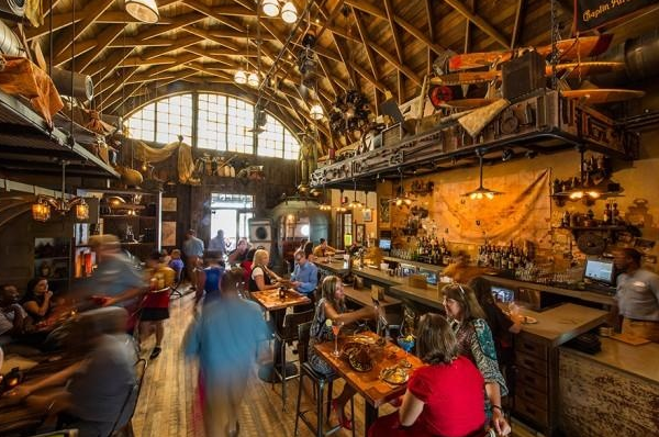 Jock Lindsey's Hangar Bar