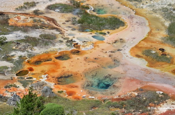 Artists' Paintpots Yellowstone