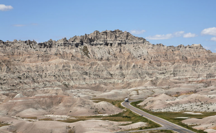 De mooiste wegen van Amerika -De weg door de Badlands in South Dakota. © thinkstock