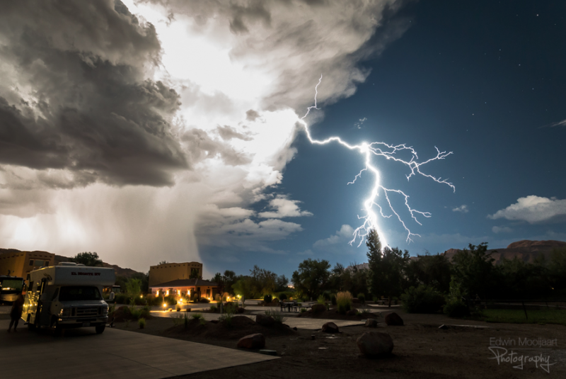 Storm op de camping in Moab - Edwin Mooijaart